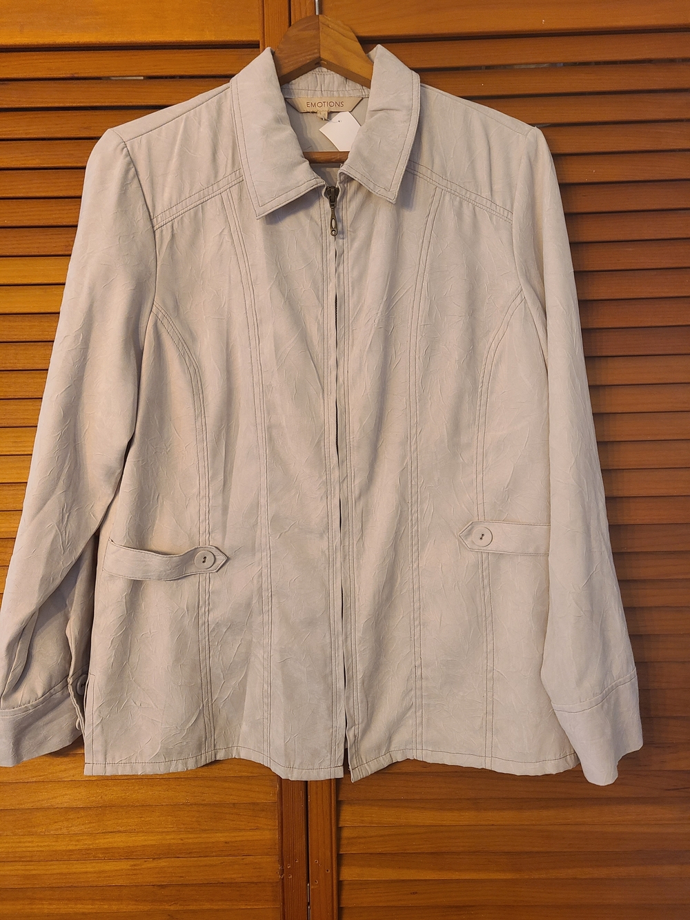 Women's Light Gray Zip-Front Jacket
